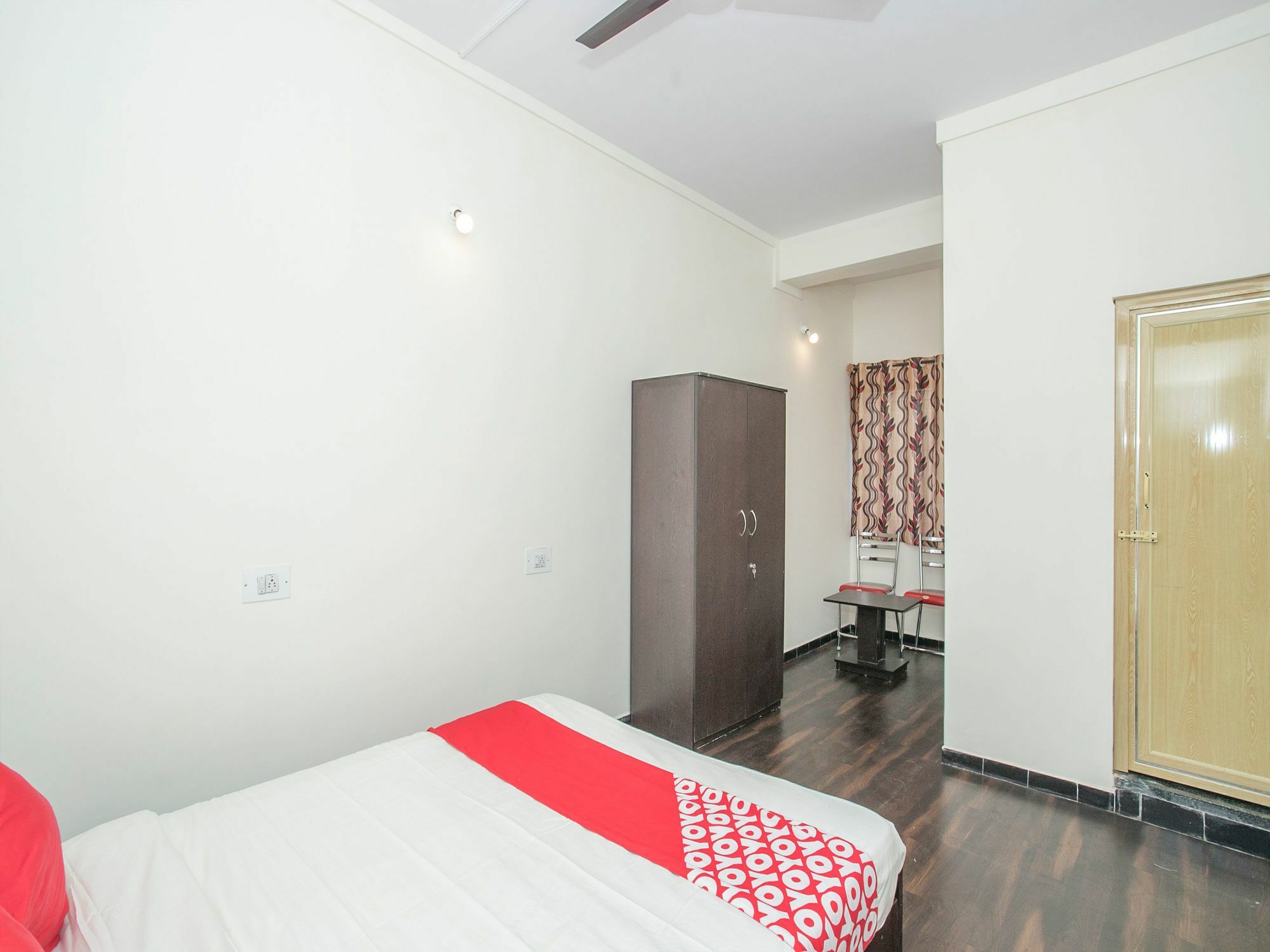 Oyo 14430 Sunshine Grand Hotel Bangalore Eksteriør billede